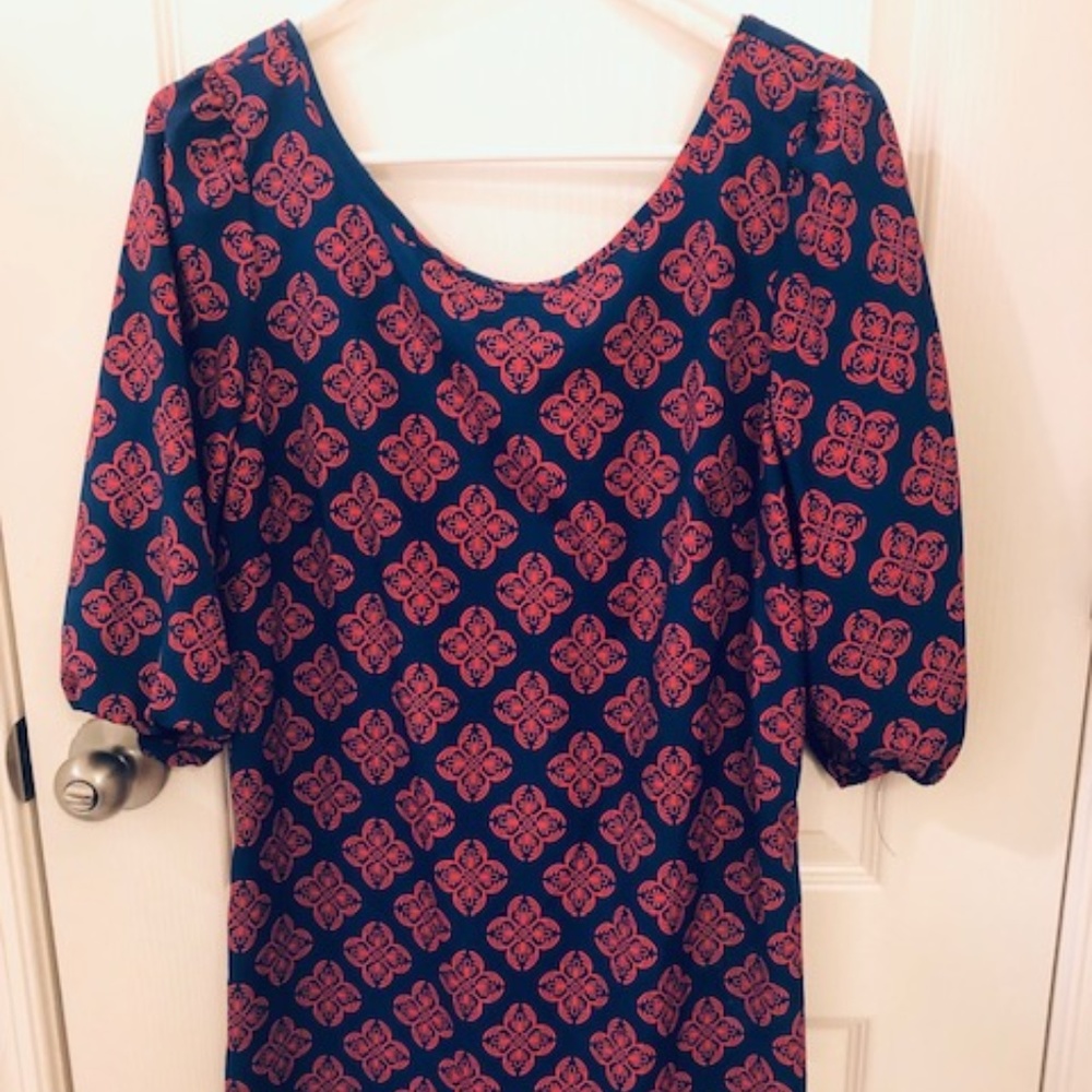 Miami Scoop Neck Shift Dress